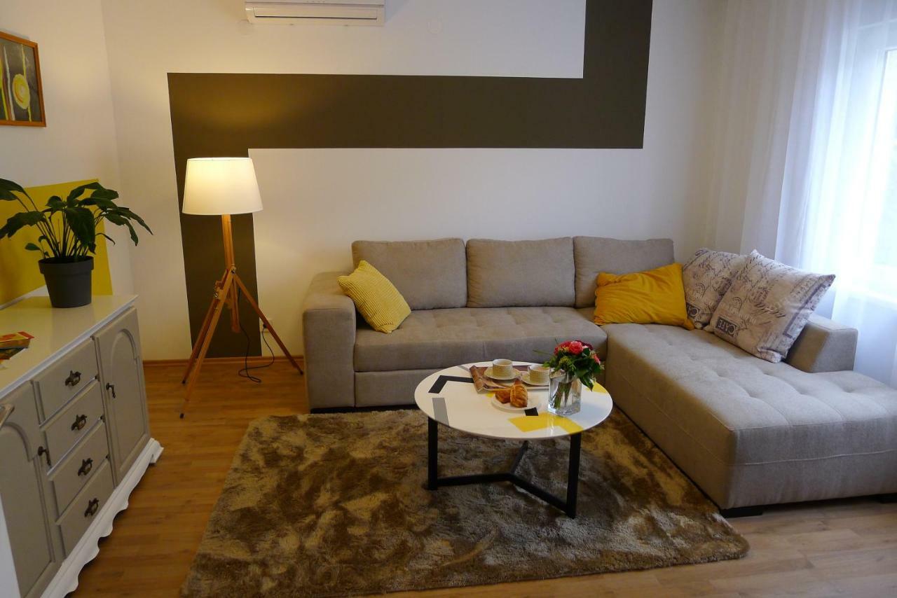 Zola Apartment ซาเกร็บ ภายนอก รูปภาพ