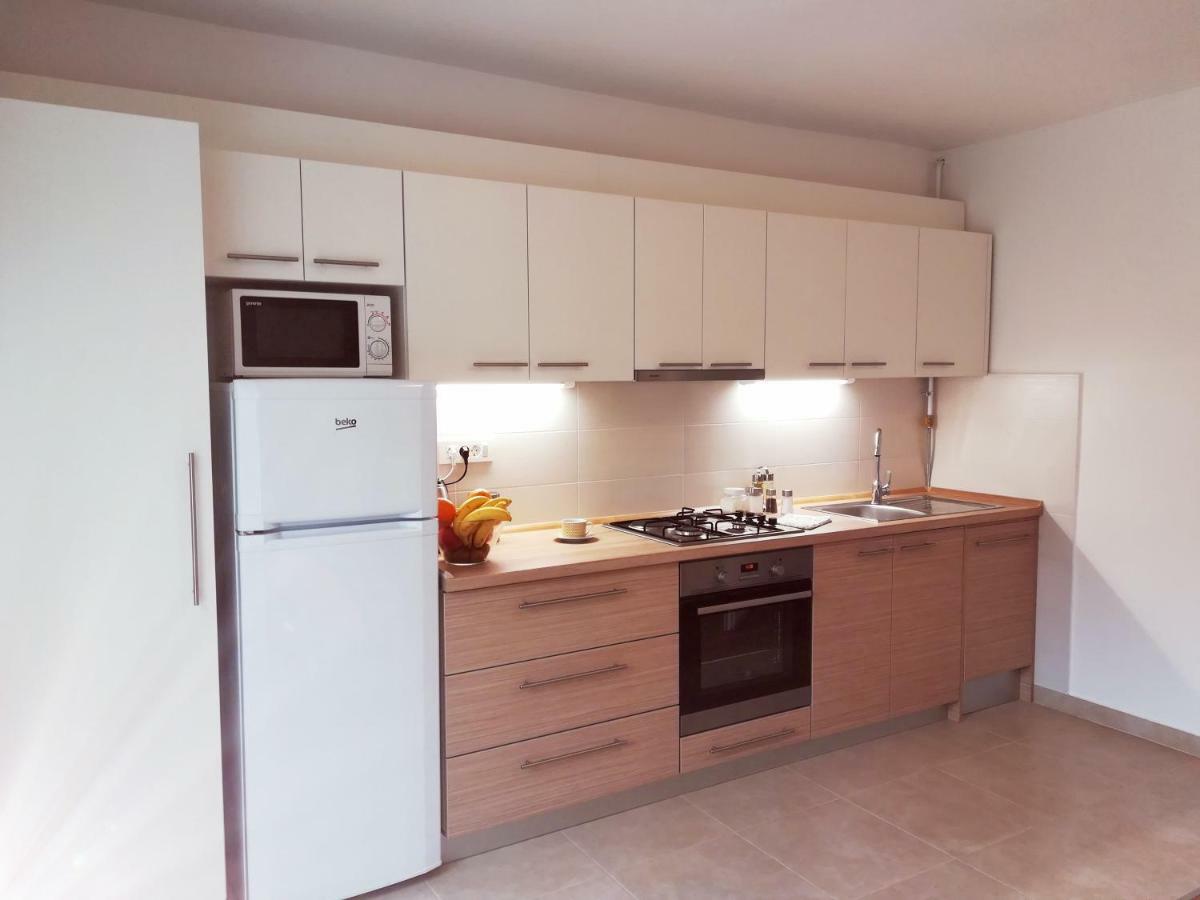 Zola Apartment ซาเกร็บ ภายนอก รูปภาพ