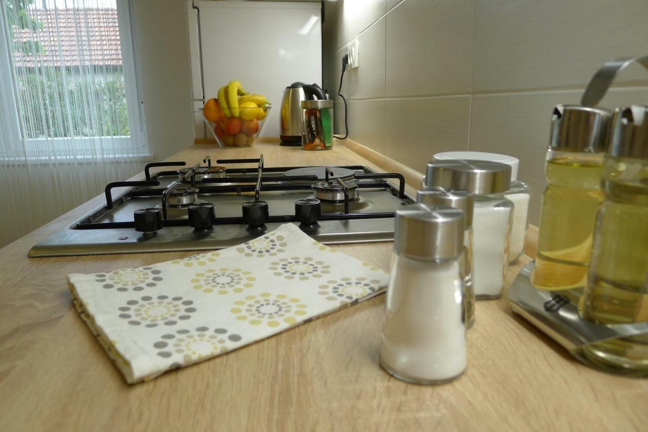 Zola Apartment ซาเกร็บ ภายนอก รูปภาพ
